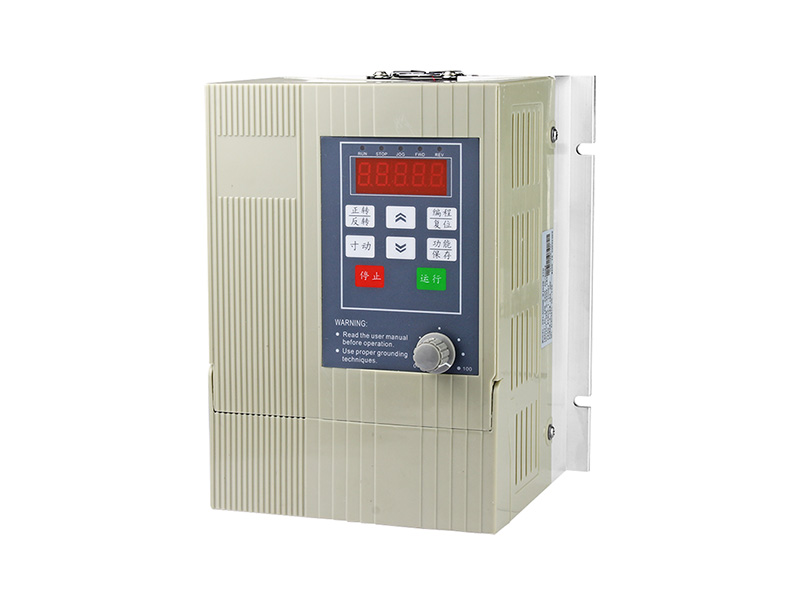 4000H通用變頻器，變頻器三相380V，變頻器廠家，電機(jī)變頻器